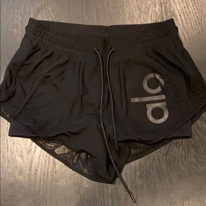 Alo Yoga Ambience Short